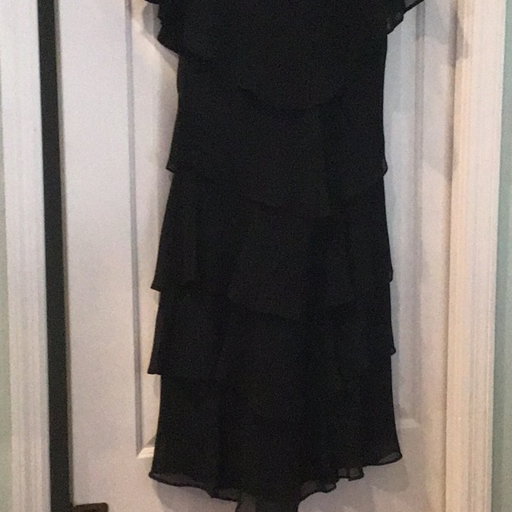 LBD - Picture 4 of 5
